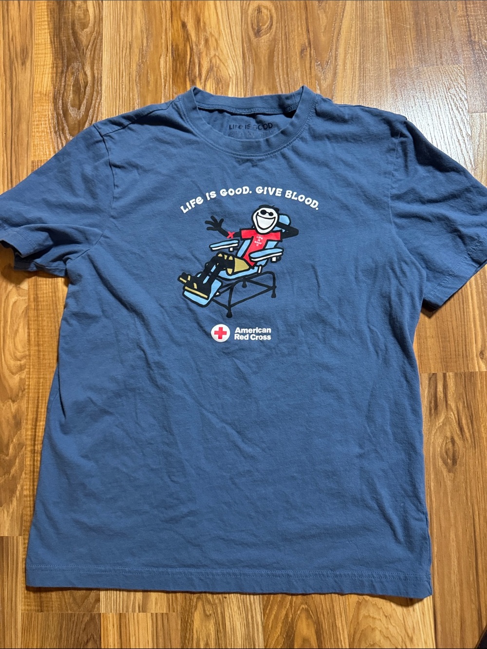 Life Is Good American Red Cross Blood Donation Shirt Medium
